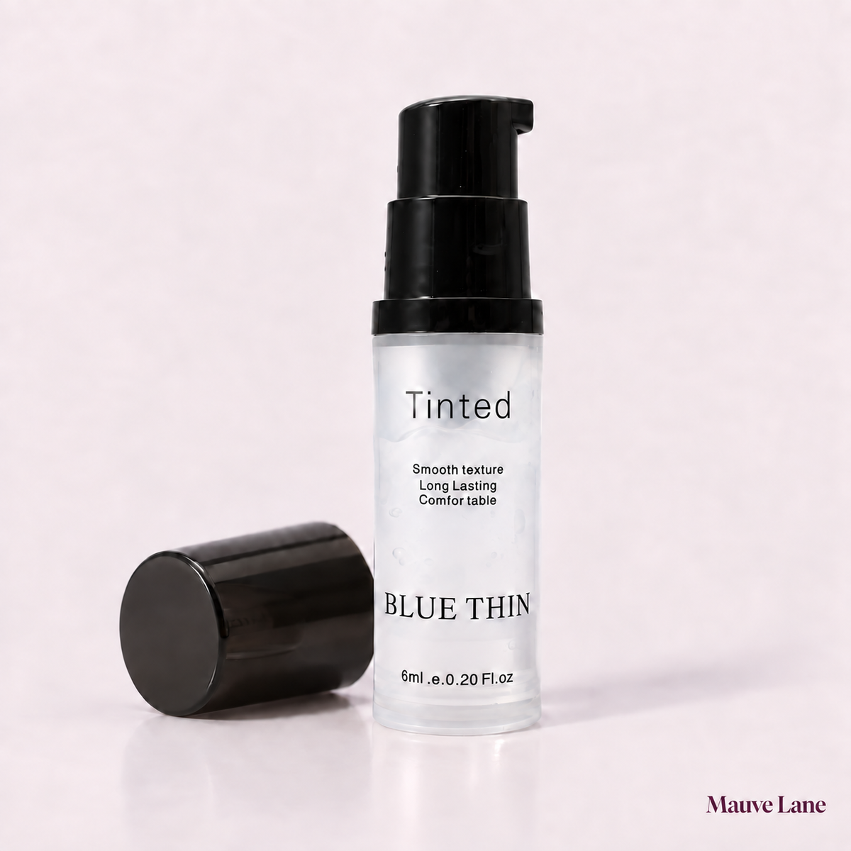 Pore Blurring Makeup Primer, Matte Finish - studio photo