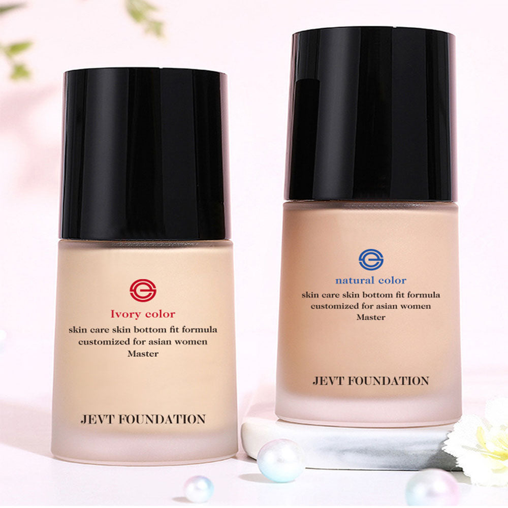 Lightweight Liquid Foundation, Natural Matte, 30 ml - product detail